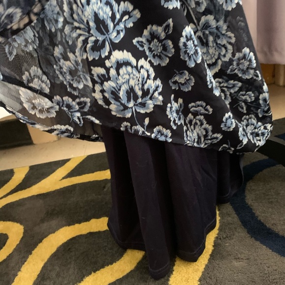 🧡50% off bundles!  Blue rose full length dress